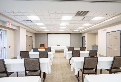 Country Inn & Suites by Radisson State College (Penn State Area) PA - image 33