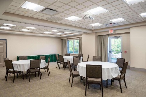 Country Inn & Suites by Radisson State College (Penn State Area) PA - image 8