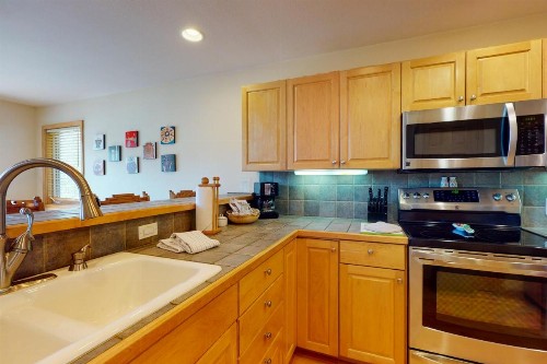 Cascades Townhomes by Steamboat Resorts - image 7