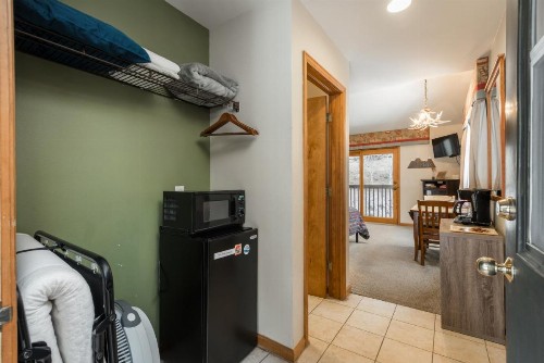 Ponderosa Lodge - image 31