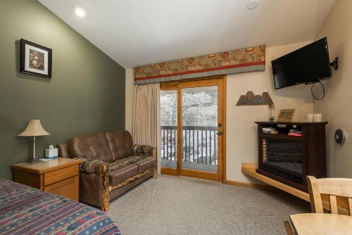 Ponderosa Lodge - image 50