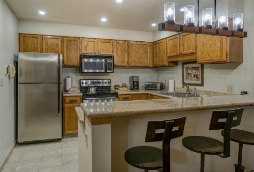 Bear Claw 208 - image 3