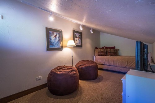 Bear Claw 404 - image 6