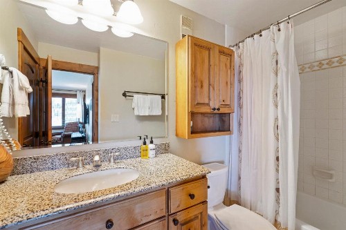 Bear Claw 409 - image 10