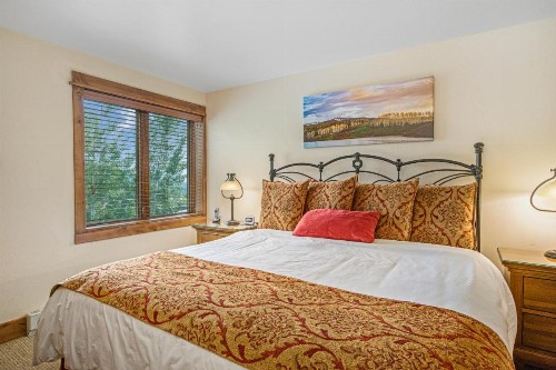 Bear Claw 413 - image 9
