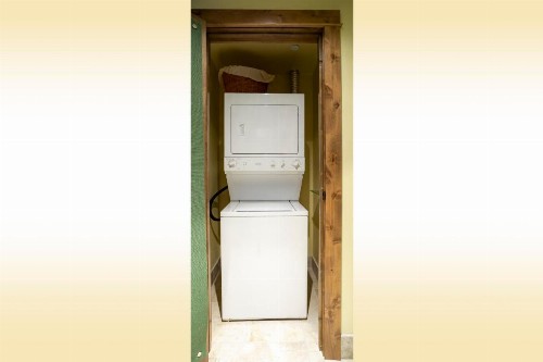 Edgemont 2401 - image 15