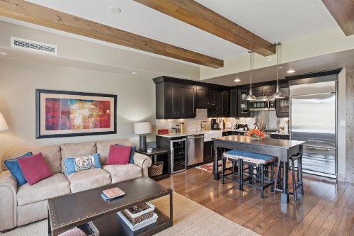 Edgemont 2504 - image 7
