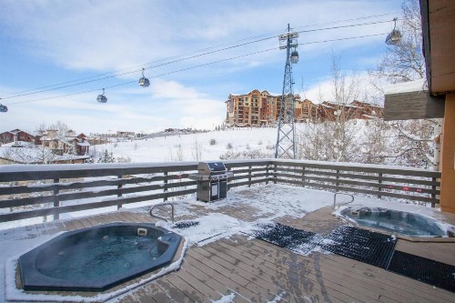 Ski Inn Condominiums - image 2