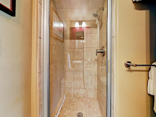 1800 Burgess Creek Rd 103 Condo - image 9