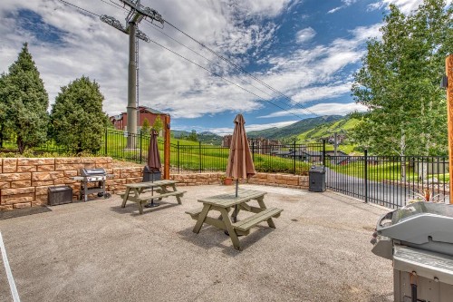 Emerald Views at the West - image 7