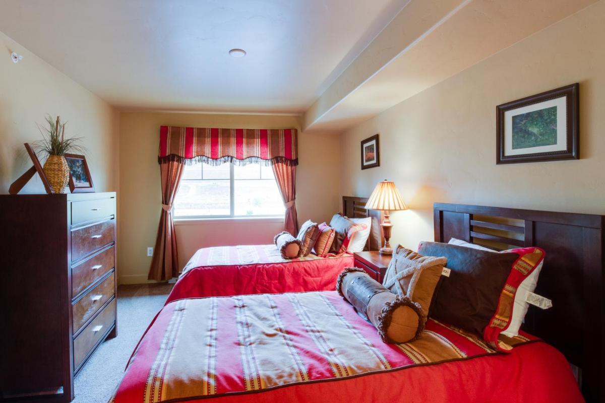 Getaway at Wildhorse - image 6