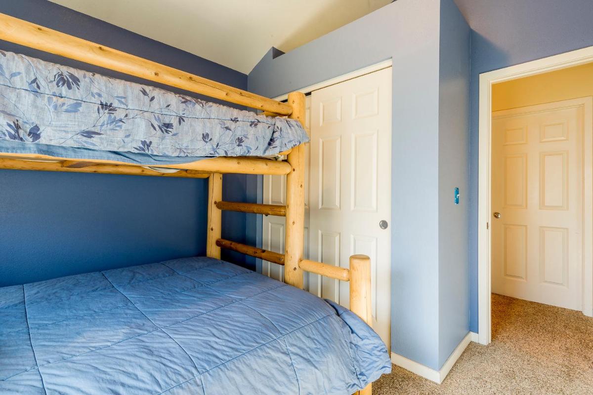 3473 Sunburst Ct Condo - image 6