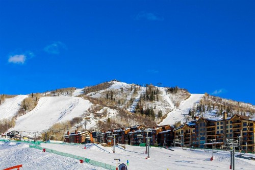 Cozy Ski Home - image 9