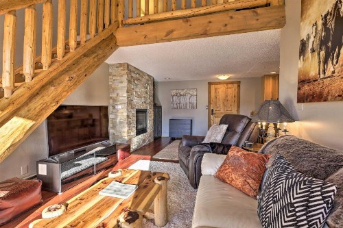 Steamboat Ski Getaway with Balcony and Mtn Views! - image 7