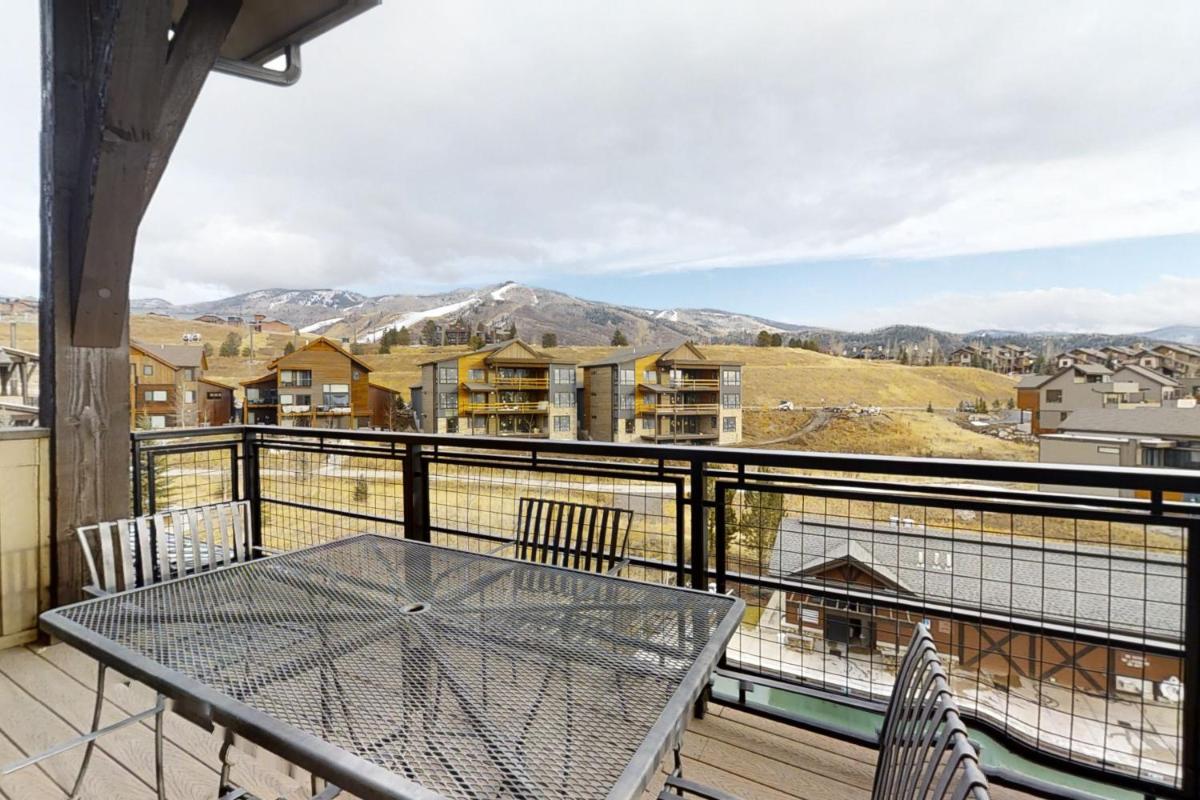 Trailhead Lodge 4100 - image 3