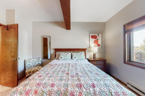 Waterford Townhomes - image 9