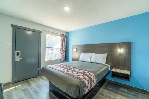 Royal Inn Motel