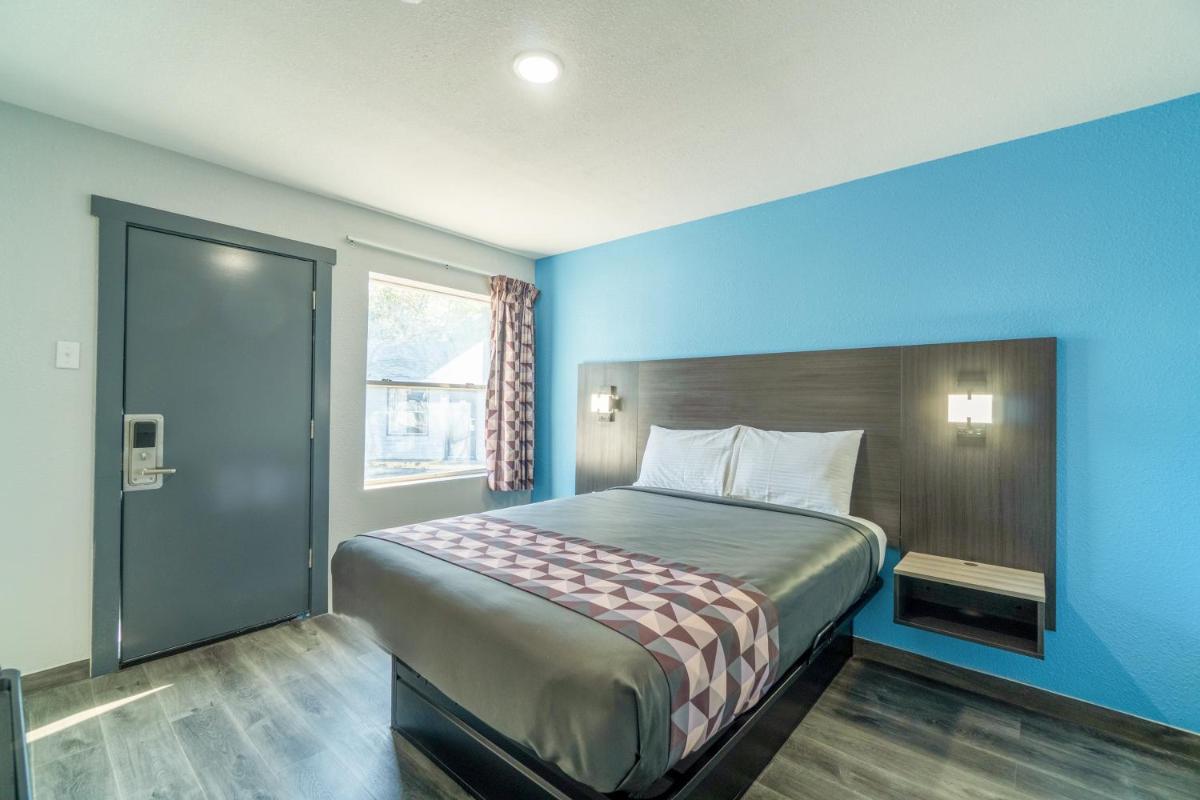 Royal Inn Motel - main image