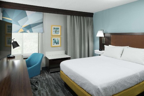 Hampton Inn Los Angeles Santa Clarita - image 12