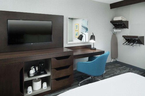 Hampton Inn Los Angeles Santa Clarita - image 13