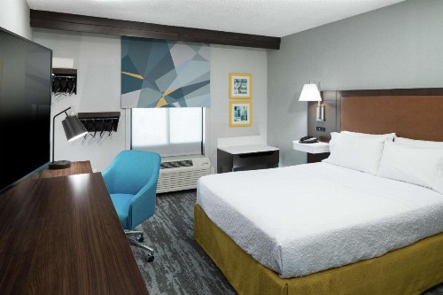 Hampton Inn Los Angeles Santa Clarita - image 14