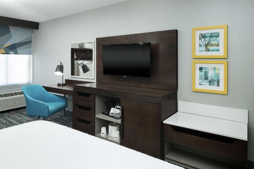 Hampton Inn Los Angeles Santa Clarita - image 15