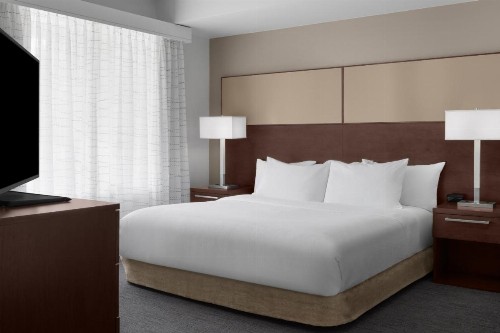 Residence Inn by Marriott Santa Clarita Valencia - image 10