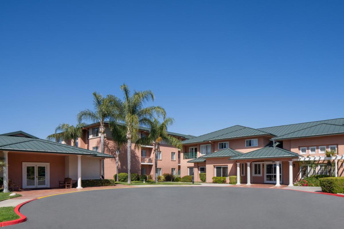 Residence Inn by Marriott Santa Clarita Valencia - image 3