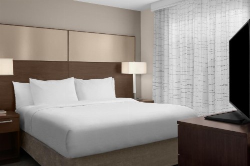 Residence Inn by Marriott Santa Clarita Valencia - image 5