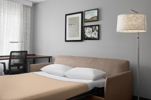 Residence Inn by Marriott Santa Clarita Valencia - image 6