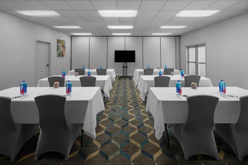 Fairfield Inn by Marriott Santa Clarita Valencia - image 27