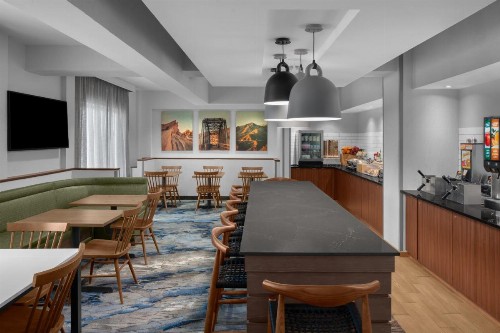 Fairfield Inn by Marriott Santa Clarita Valencia - image 29