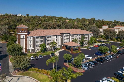 La Quinta by Wyndham Santa Clarita - Valencia - image 18