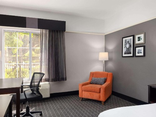 La Quinta by Wyndham Santa Clarita - Valencia - image 28