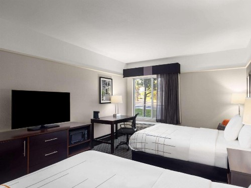 La Quinta by Wyndham Santa Clarita - Valencia - image 29