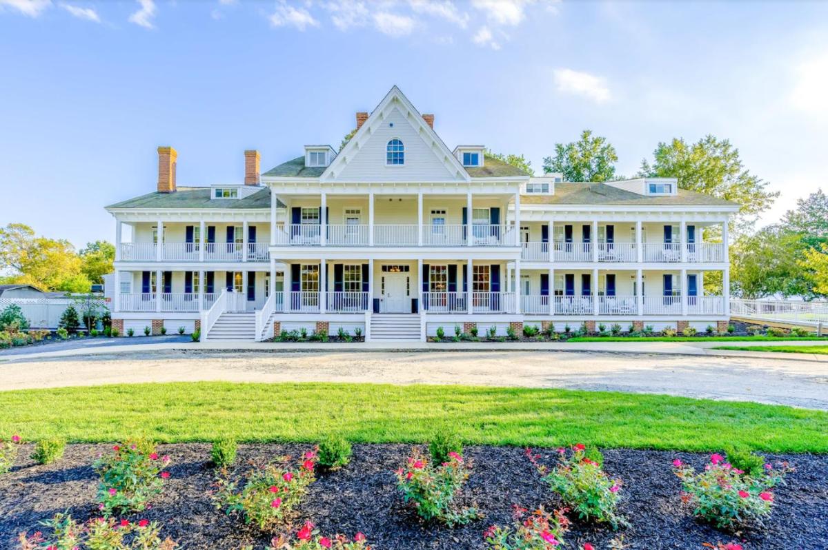 Kent Manor Inn - main image