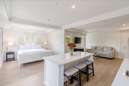 Kent Manor Inn - image 21
