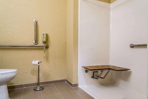 Country Inn & Suites by Radisson Stillwater MN - image 16