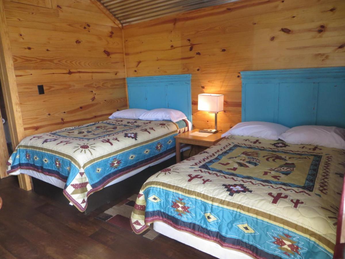 All Tucked Inn Cabins - image 5