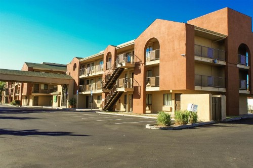 Budget Inn and Suites Stockton Yosemite - image 21