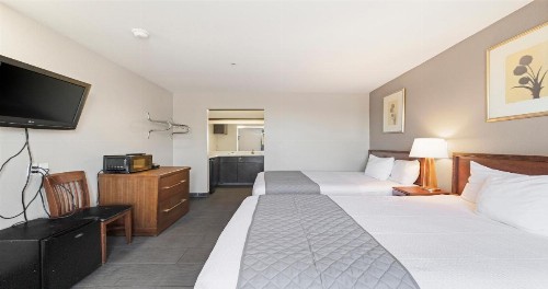 Budget Inn and Suites Stockton Yosemite - image 7