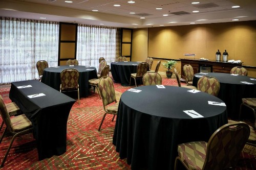 Hilton Stockton - image 13
