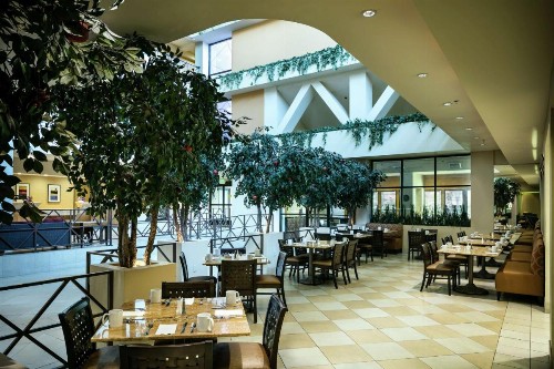 Hilton Stockton - image 26