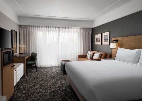 Hilton Stockton - image 42