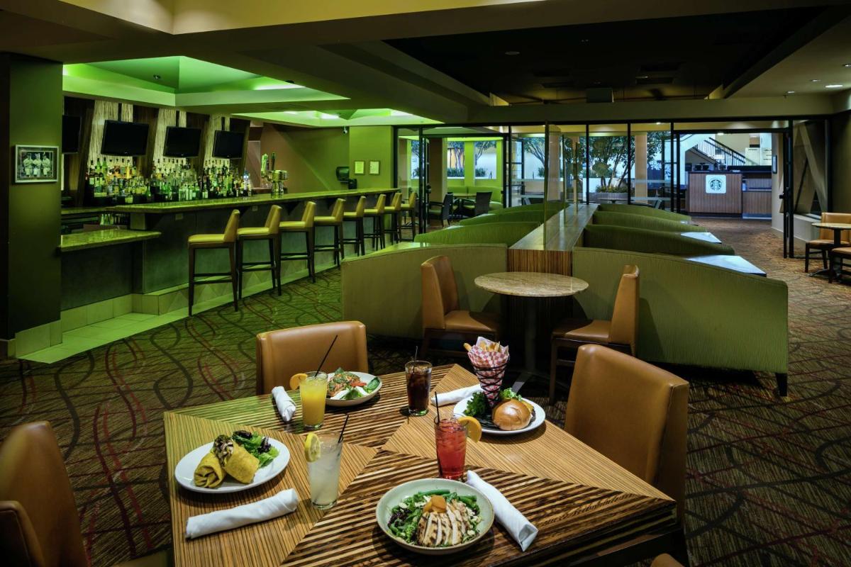 Hilton Stockton - image 7
