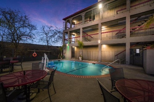 Red Roof Inn Stockton - image 10
