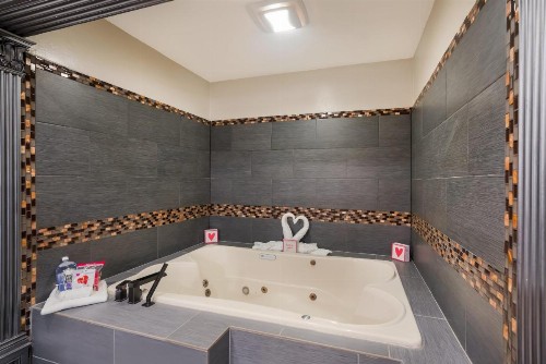 Red Roof Inn Stockton - image 27