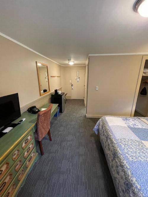 Northern Lights Lodge - image 4