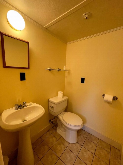 The Riverside Inn - image 26