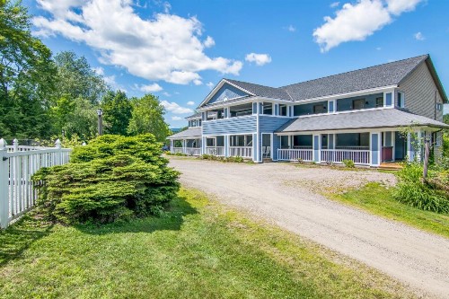 Grey Fox Inn - image 11